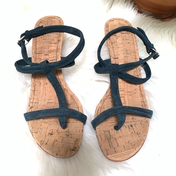 Donald J Pliner Vista Open Toe Suede Thong Sandal - Picture 1 of 6